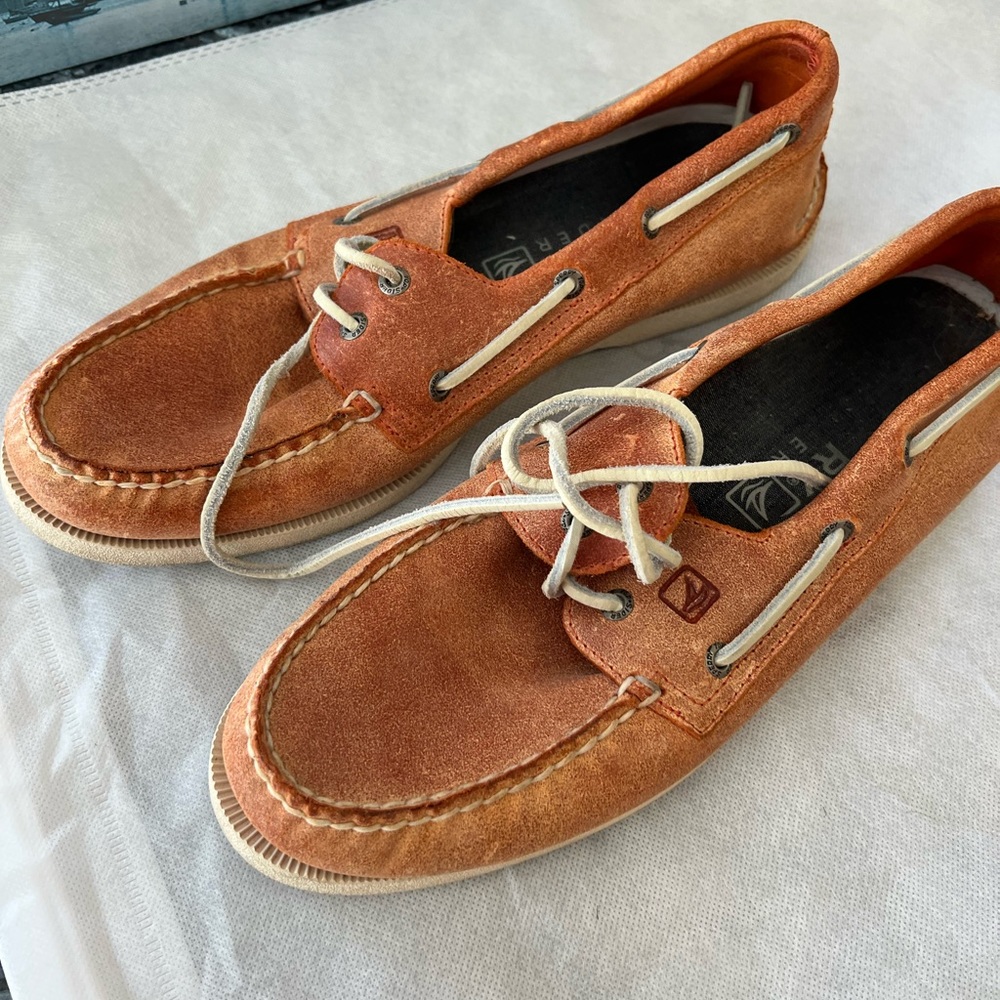 Sperry Salt stained orange boat shoe